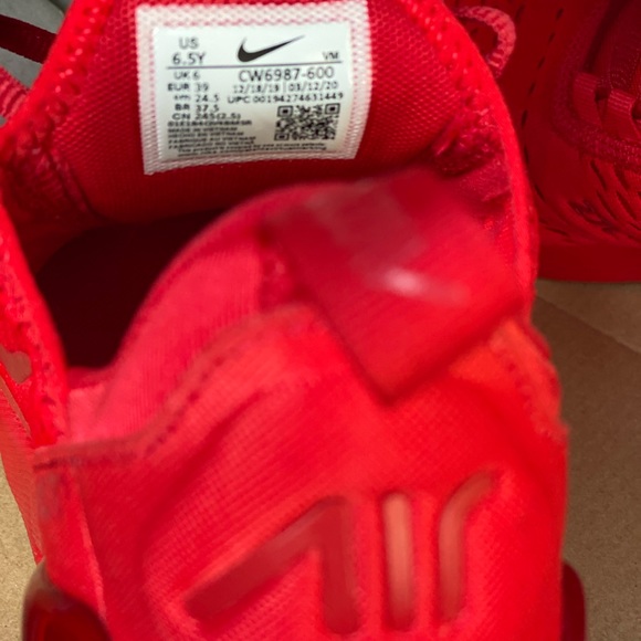 Brand new never worn , Nike Air Max 270 - Picture 4 of 5